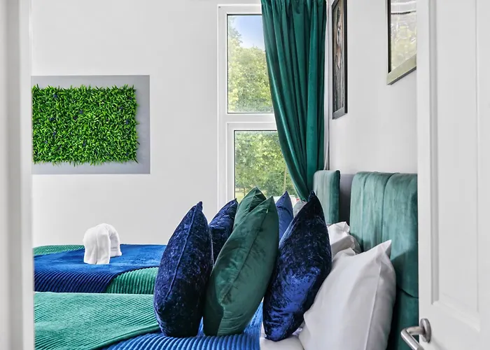 Daire The Emerald Gem - Overlooking The Park *